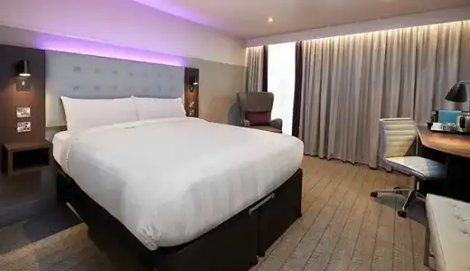Premier Inn London City - Tower Hill - 40