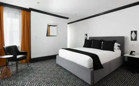 The Franklin on Rittenhouse, A Boutique - 44