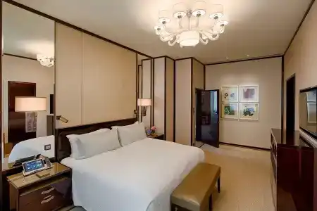 The Peninsula - 60