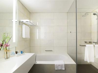 Novotel Abu Dhabi Al Bustan - 60