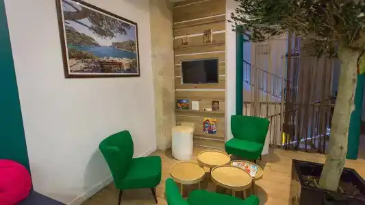 Hôtel Life Marseille VP - Vieux Port - 11