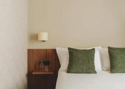 Catalonia Boulevard - 60