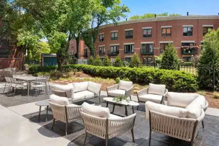 Courtyard by Marriott Chicago at Medical District / UIC - 0