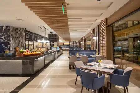 Crowne Plaza Shanghai Nanjing Road by IHG - 16