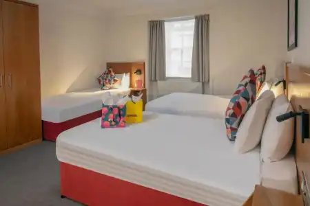 Queensway Sure Collection By Best Western - 10