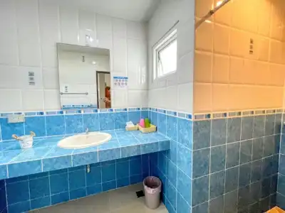 SR Sea View Apartments - 36