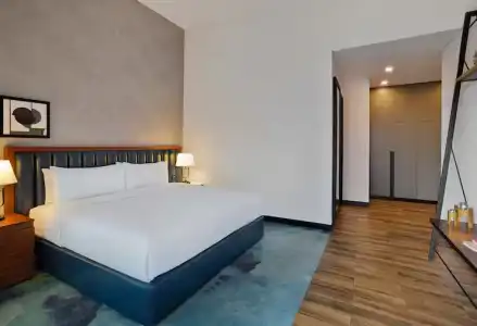 DoubleTree by Hilton Dubai M Square & Residences - 38