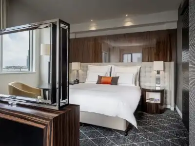 Swissotel Sydney - 91
