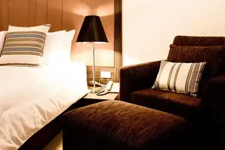 Crystal Suites Suvarnabhumi Airport - 33