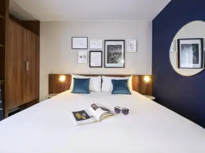 Mercure Paris Montparnasse Pasteur - 52
