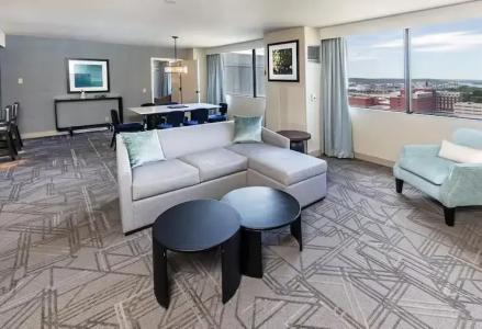 DoubleTree by Hilton Tulsa Downtown - 49