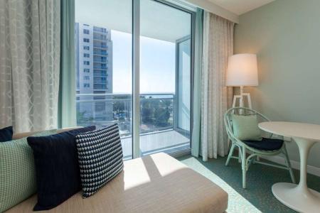 Wyndham Grand Clearwater Beach - 78