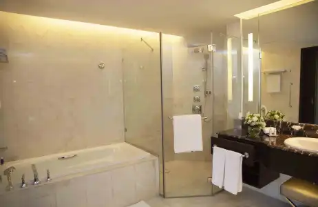 Bab Al Qasr - 75