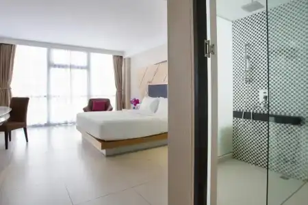 Icon Bangkok Sukhumvit 2 - 64