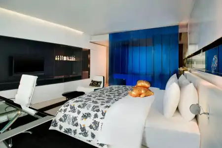W Bangkok - 3