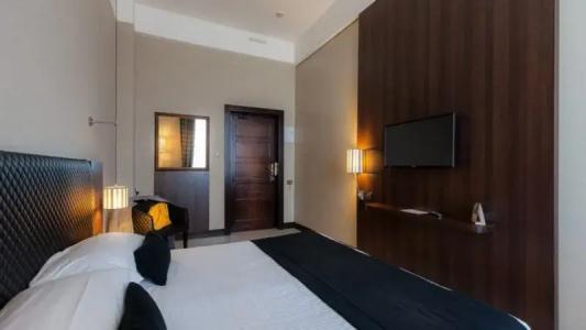 TH Roma - Carpegna Palace - 72