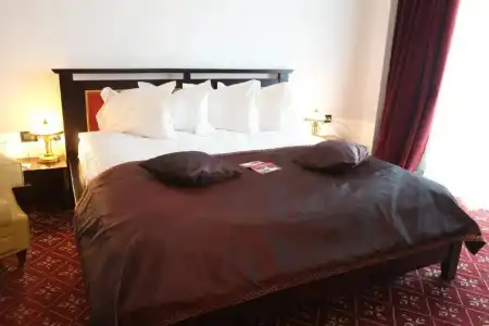 Phoenicia Grand - 56
