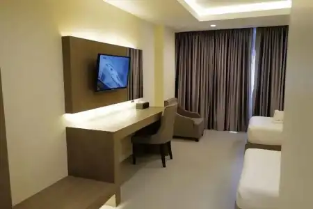 Hermann Pattaya - 90