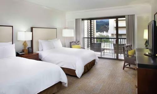 Hilton Hawaiian Village Waikiki Beach Resort - 371