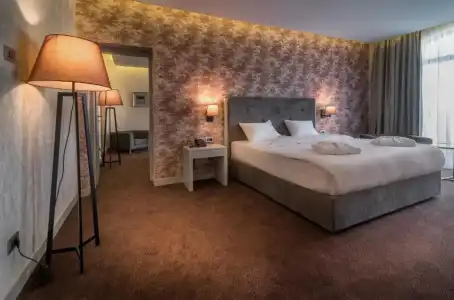 The Grand Gloria - 53