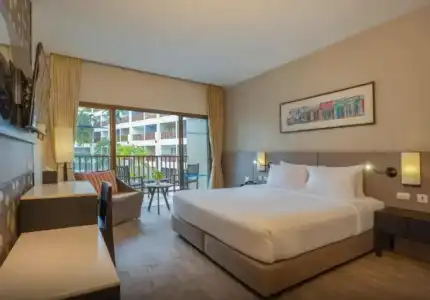 Deevana Plaza Phuket - 40