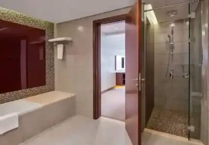 Radisson Blu, Dubai Waterfront - 71