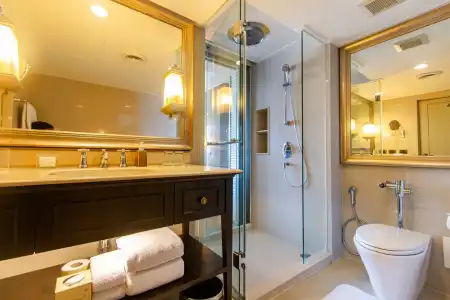 Dusit Thani - SHA Extra Plus - 51