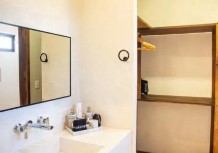 Dune Boutique located at the party zone - 60