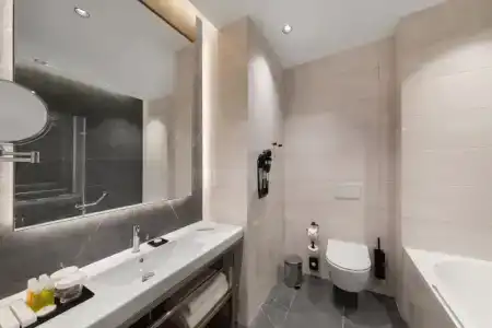 Megapolis Naberezhnaya - 73