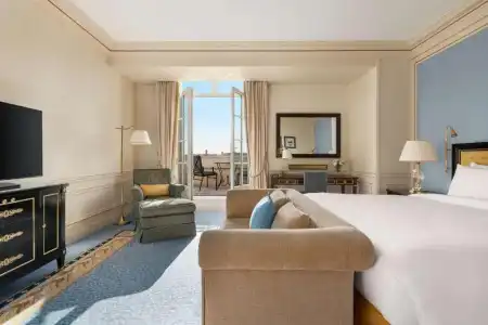 Shangri-La Paris - 44