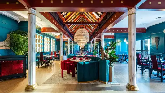 Dusit Thani - 14