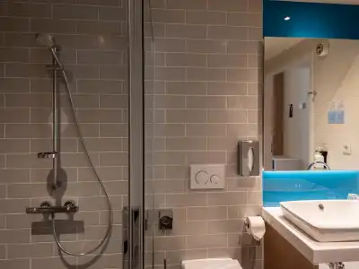 Holiday Inn Express Munich North by IHG - 59