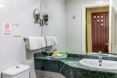Days Inn by Wyndham Suites Amman - 18