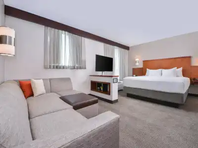 Hyatt Place Chesapeake Greenbrier - 26