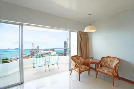 Pattaya Park Beach Resort - 37