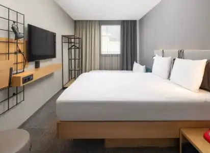 Moxy Lisbon City - 45