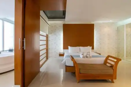 Royal Beach View Suites - 34
