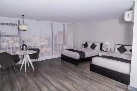 El Ejecutivo by Reforma Avenue - 39