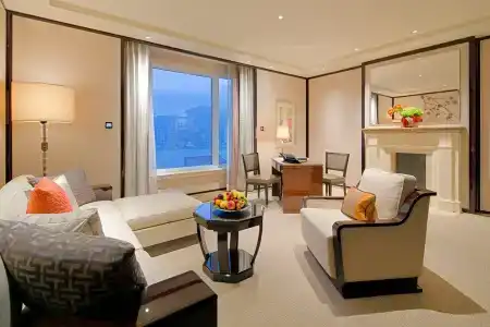 The Peninsula - 69