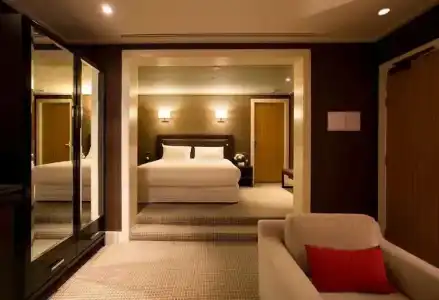 DoubleTree by Hilton Queenstown - 54