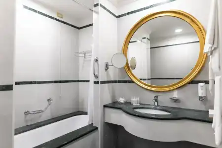 LA RESIDENCE & IDROKINESIS – Thermal Rehab - 70