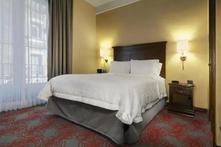 Hampton Inn & Suites by Hilton Mexico City - Centro Historico - 11