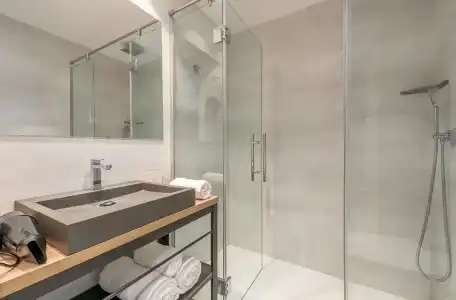 Kyrat Amarac Suites - 33