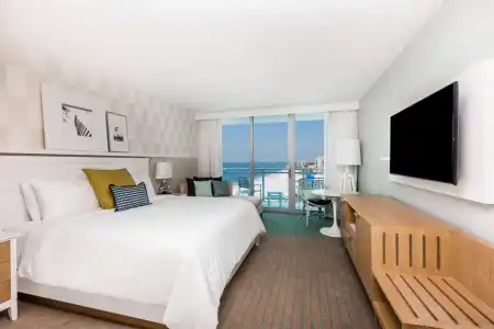 Wyndham Grand Clearwater Beach - 77