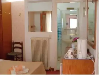 Faros Rooms & Suites - 22