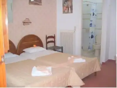 Faros Rooms & Suites - 27