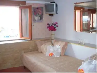 Faros Rooms & Suites - 24