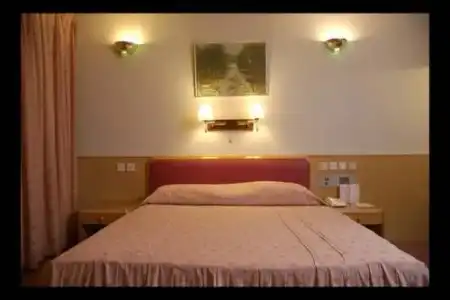 Grand Astoria - 36
