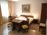 3 Bedrooms Apartment