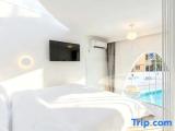 Standard Double Duplex room with pool view